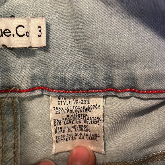 Cute light blue jeans - Picture 6 of 11